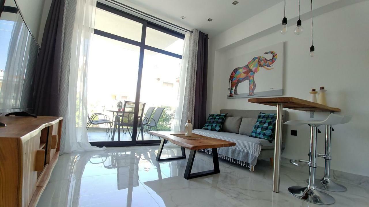 Opensky Lux Apartment Kallithea  Екстериор снимка
